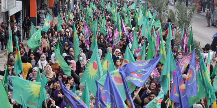 Hesekê’de kadınların mesajı: Suriye kadın rengiyle inşa edilecek