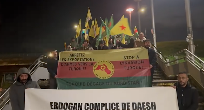 Paris Gençliği: Rojava’ya dönük saldırılara karşı seferber olalım!