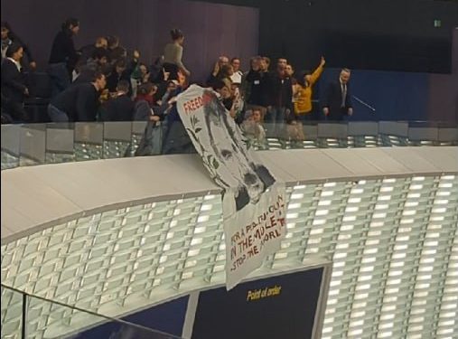 Avrupa Parlamentosunda “Önder APO’ya Özgürlük” Eylemi