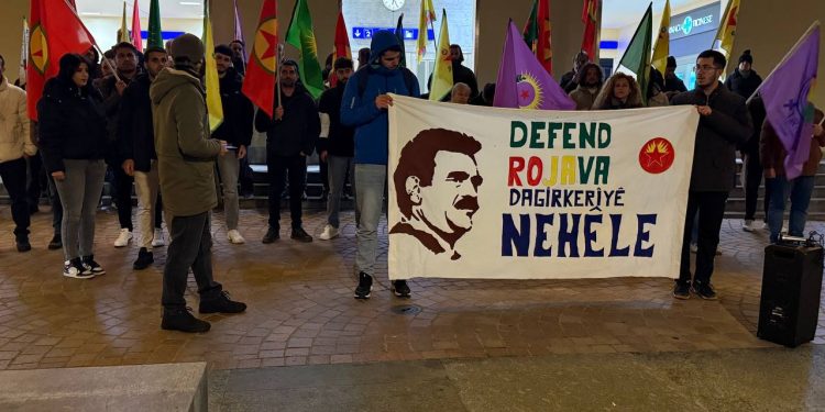 Gençler Ticino’da Rojava Saldırılarına Karşı Alanlara Çıktı