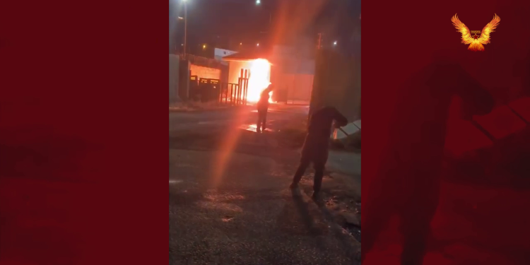 YCWK Gever birimlerinden Rojava için eylem!