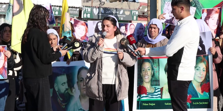 Şengal’de Paris Katliamı kitlesel bir yürüyüşle kınandı