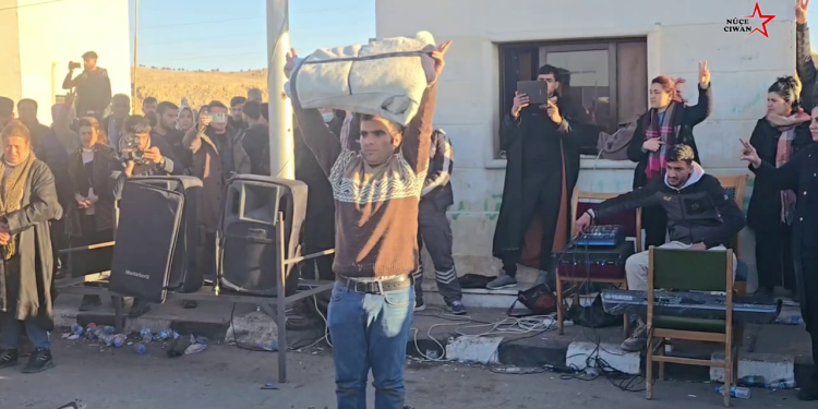 Tişrin’deki direniş büyümeye devam ediyor