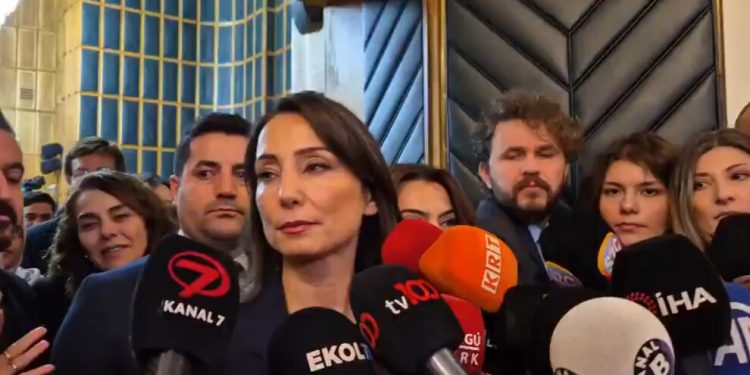 Tülay Hatimoğulları: Öcalan’ın çağrısı 15 Şubat’a yetişmeyebilir