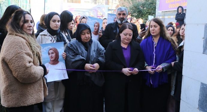 Rezan Belediyesi Rojin Kabaiş adına bir Dayanışma Birimi açtı