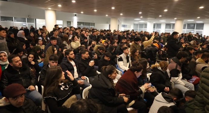 Wan Nöbet eyleminde gençlik forumu gerçekleşti