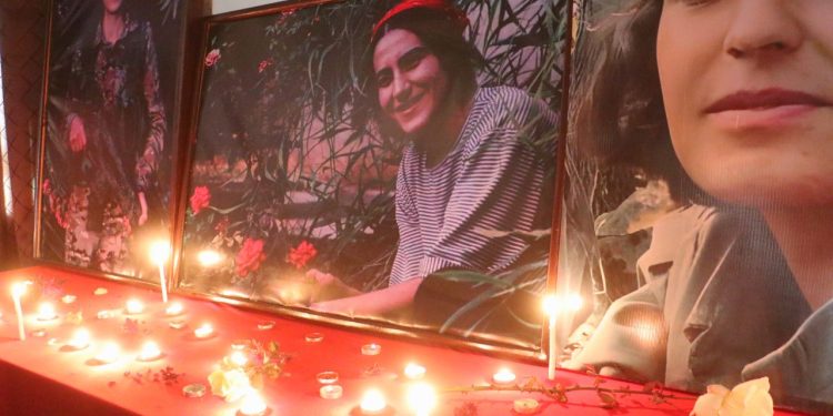 Tabqa Kantonu Genç Kadınlar Birliği şehit Ronahi Yekta’yı andı