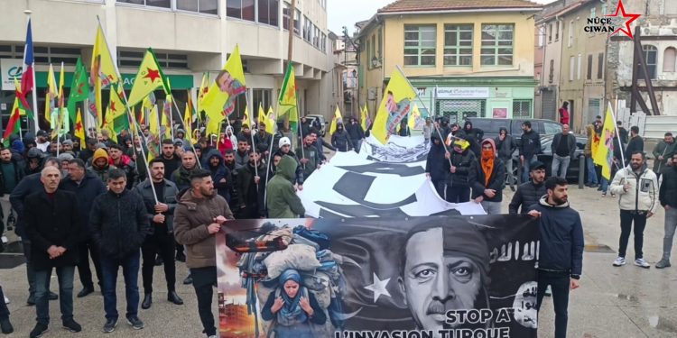 Rojavaya Yapılan Saldırılara Tepkiler Sürüyor