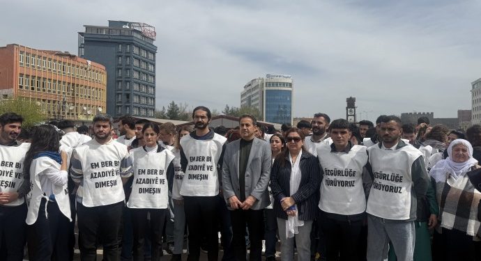 YENİLENDİ – Gençlerin Amara’ya doğru yürüyüşü başladı