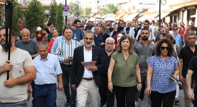Amed’de uyuşturucuya karşı yürüyüş yapıldı