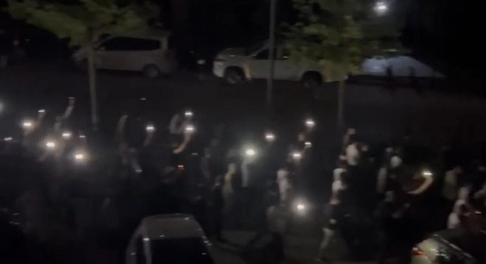 Şirnex’te tecavüz protesto edildi