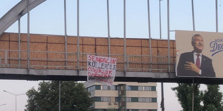 Dem Gençlik Meclisi’nden Êzidî Soykırımına Dikkat Çeken Pankart