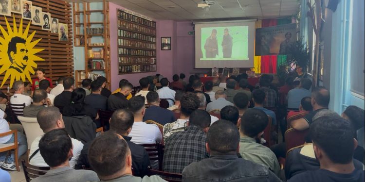 Şehid Derweş Kop gençlik komünü öncülüğünde Şehid Çiya Rizgar ve Şehid Beritan Amed anıldı