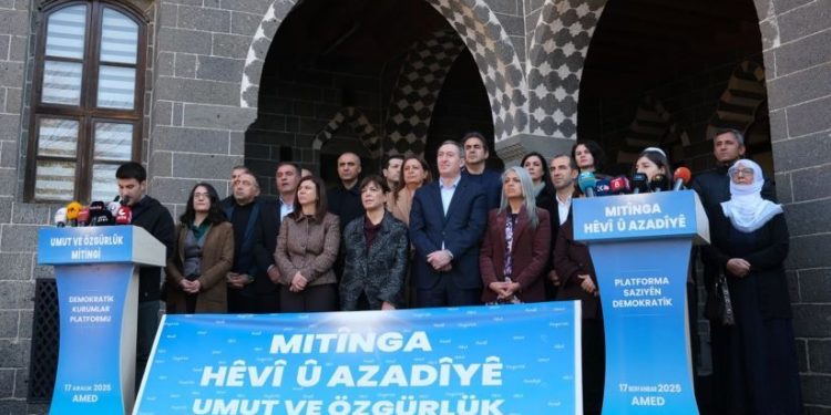 4 Ocak’ta Amed’de Düzenlenecek Olan ‘Umut ve Özgürlük’ Mitinginin Deklarasyonu Açıklandı