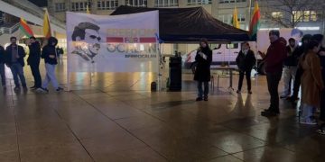 Berlin’de Dünya İnsan Hakları Günü’nde Önder Apo’ya özgürlük çağrısı