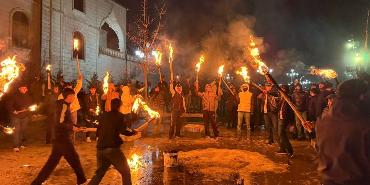 Amed’de Rojava İçin Eylemler