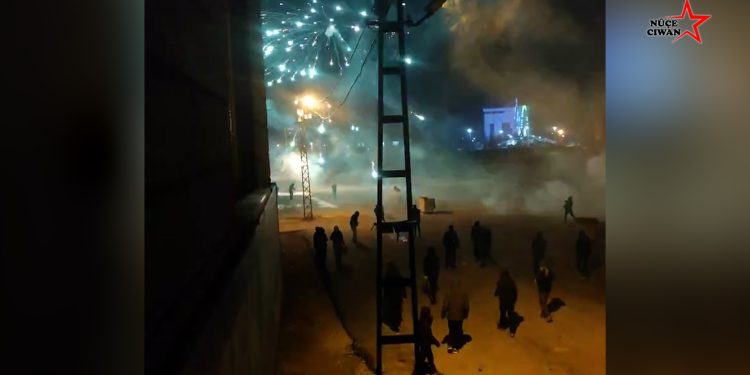 Wan’da Yurtsever Gençlerden Rojava İçin Eylem