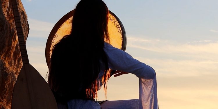 Êzidî Gençlerden Rojava İçin “ROJPERESTIM” Şiiri