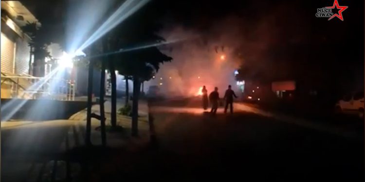 İstanbul’da Yurtsever Gençlerden Rojava’ya Destek Eylemi