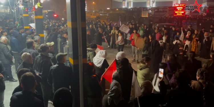 Adana’da Rojava İçin Eylem