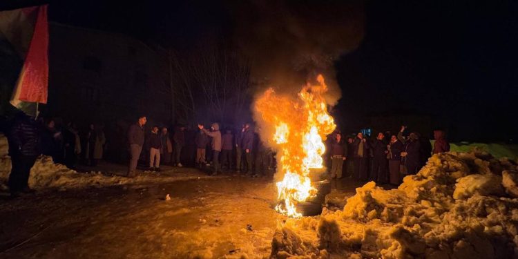 Gever’de Yurtsever Gençlerden Rojava İçin Eylem